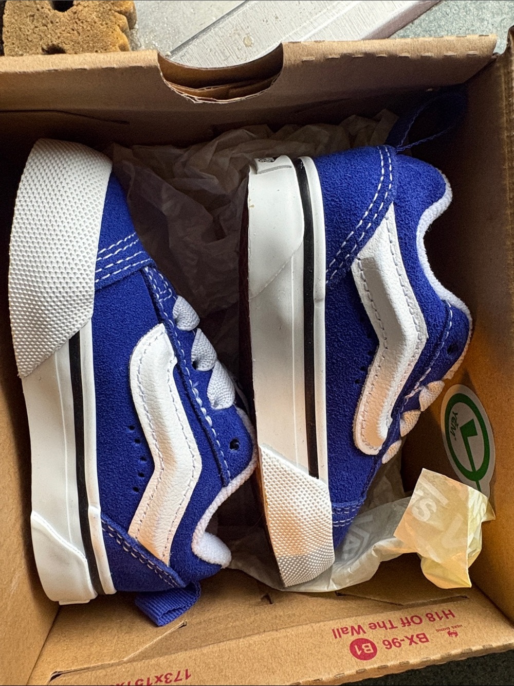 Vans Toddler Royal Blue Low-Top Sneakers with White Side Stripe
